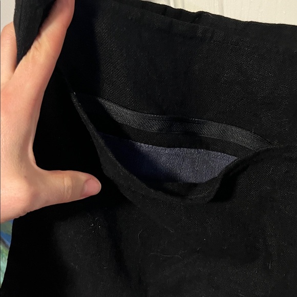 Embroidered Black & Red Crossbody Bag - Picture 3 of 4